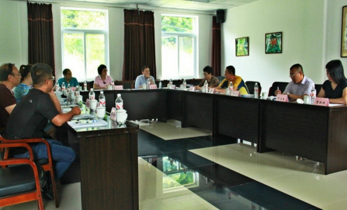 Dandong Delegation Visits Qingyuan Forest Ecosystem Research Station