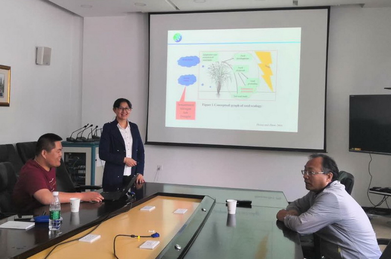 Two Scientists from the CAS Northeast Institute of Geography and Agroecology visit IAE